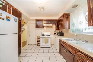 918 S Oak St, Inglewood, CA 90301 - Photo 4