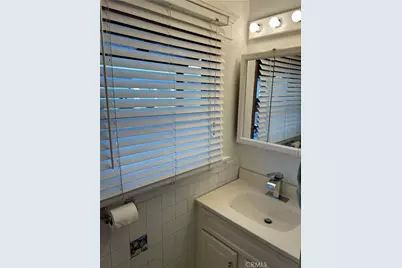 4174 3rd  Ave, Los Angeles, CA 90008 - Photo 20