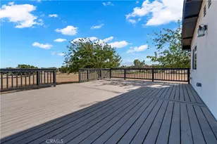 9888 Trinity, Oak Hills, CA 92344 - Photo 42