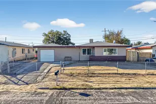 15254 Las Piedras Dr, Victorville, CA 92395 - Photo 2