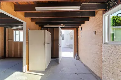 10025 San Anselmo, South Gate, CA 90280 - Photo 18
