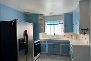 10406 San Carlos, South Gate, CA 90280 - Photo 14