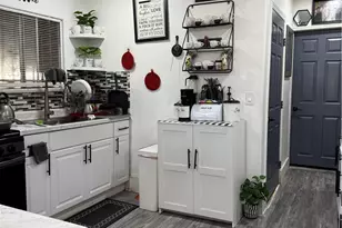 800 W 97th, Los Angeles, CA 90044 - Photo 4