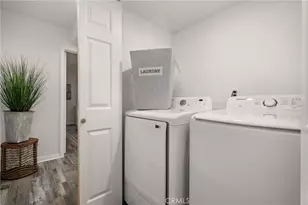 7516 Avalon, Los Angeles, CA 90003 - Photo 36