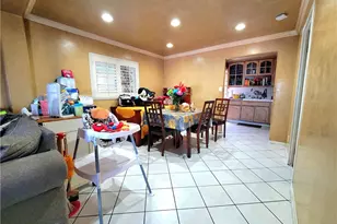 860 W 73rd St, Los Angeles, CA 90044 - Photo 14