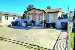 860 W 73rd St, Los Angeles, CA 90044 - Photo 2
