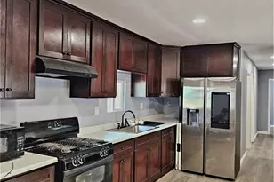 1301 E Ave I, Lancaster, CA 93535 - Photo 8