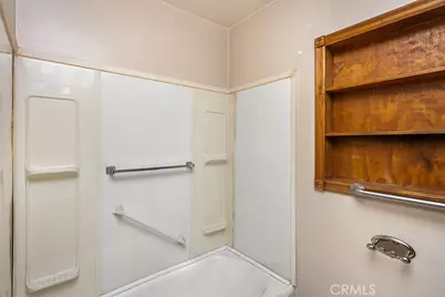 1504 S California Avenue, Compton, CA 90221 - Photo 32