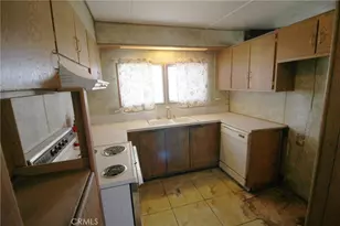 24190 Minton Rd, Homeland, CA 92548 - Photo 16