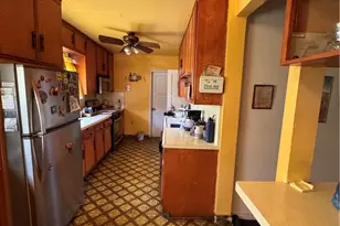 638 E 137th, Los Angeles, CA 90059 - Photo 4