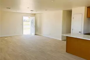 9348 S Loop Blvd, California City, CA 93503 - Photo 2