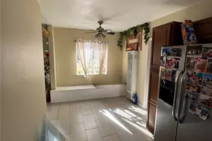 16366 Live Oak, Hesperia, CA 92345 - Photo 6