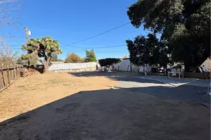 16366 Live Oak, Hesperia, CA 92345 - Photo 16