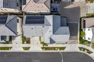 24283 Juni Ct, Corona, CA 92883 - Photo 32