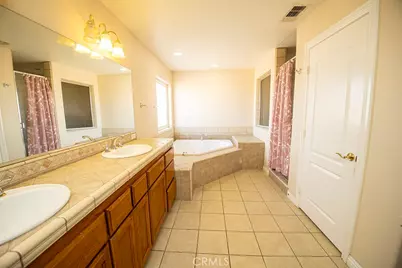 11830 Joshua Dell Road, Victorville, CA 92371 - Photo 28