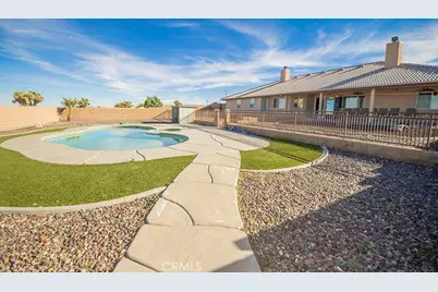 11830 Joshua Dell Road, Victorville, CA 92371 - Photo 44