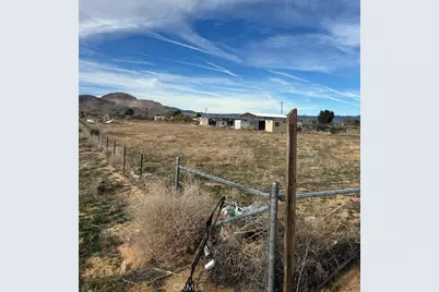 265 E Balboa, Mojave, CA 93501 - Photo 2