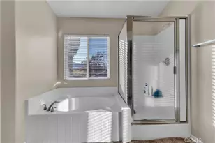 42519 Cinnabar Ct, Lancaster, CA 93536 - Photo 16