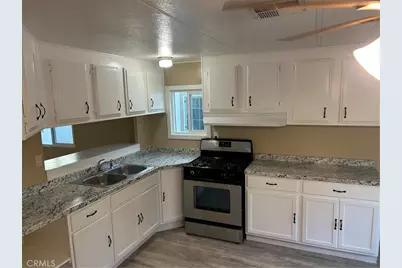 6656 E Rosecrans Avenue #N12, Paramount, CA 90723 - Photo 6
