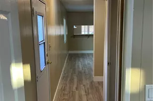 6656 E Rosecrans Ave, Paramount, CA 90723 - Photo 14