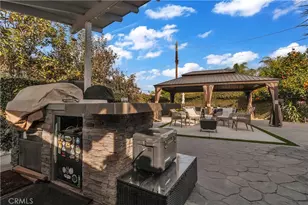 9733 Priscilla St, Downey, CA 90242 - Photo 28