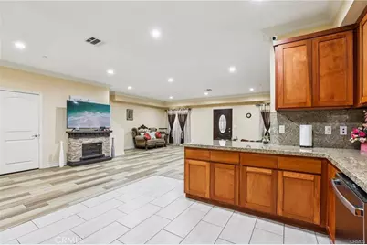204 E 121st, Los Angeles, CA 90061 - Photo 6