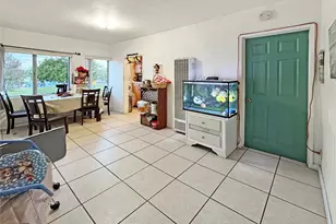 348 W Vernon Ave, Los Angeles, CA 90037 - Photo 14