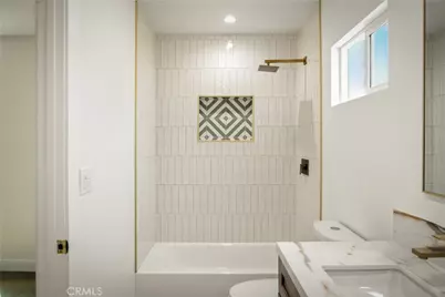 3991 Hubert Avenue, Leimert Park, CA 90008 - Photo 22