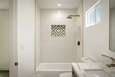 3991 Hubert Avenue, Leimert Park, CA 90008 - Photo 22