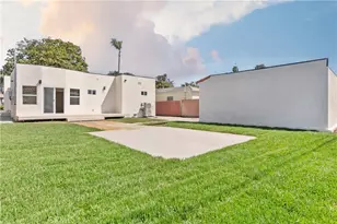 3991 Hubert Ave, Leimert Park, CA 90008 - Photo 32