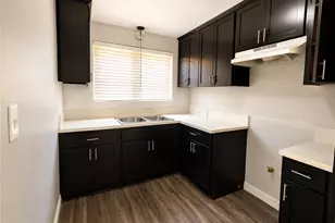 6121 10th, Los Angeles, CA 90043 - Photo 2