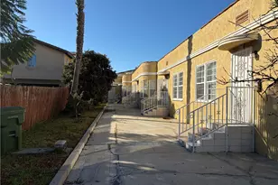 6121 10th, Los Angeles, CA 90043 - Photo 2