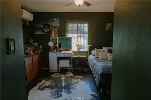 9802 Defiance, Los Angeles, CA 90002 - Photo 14
