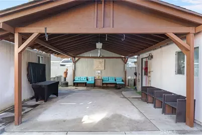 9310 Parmelee, Los Angeles, CA 90002 - Photo 26