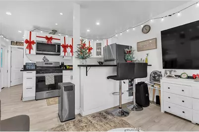 4610 Leonis, Commerce, CA 90040 - Photo 8