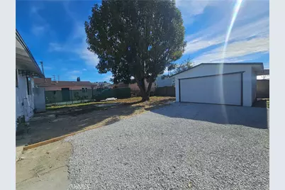 1924 W Arlington, Long Beach, CA 90810 - Photo 16