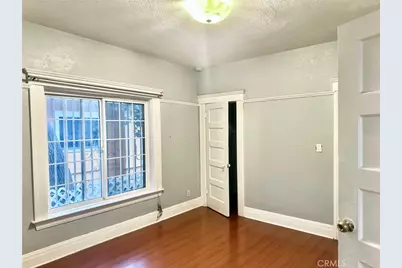 2129 30th W 30th, Los Angeles, CA 90018 - Photo 28