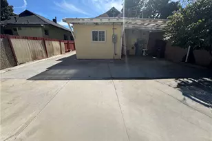 2129 30th W 30th, Los Angeles, CA 90018 - Photo 44