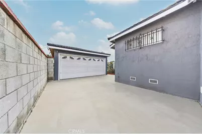 1526 Lakme, Wilmington, CA 90744 - Photo 6
