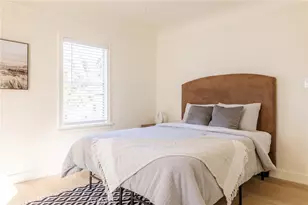 2127 W 76th, Los Angeles, CA 90047 - Photo 22