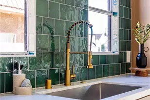 2127 W 76th, Los Angeles, CA 90047 - Photo 36