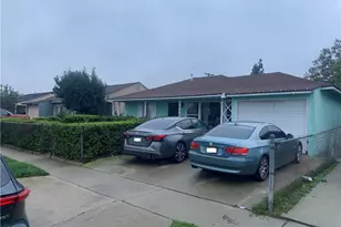 705 S Corlett Ave, Compton, CA 90220 - Photo 2