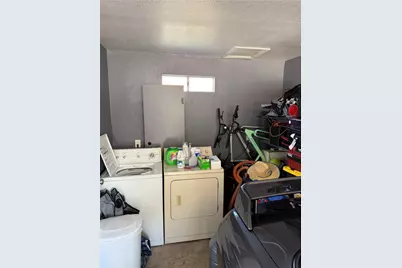 902 E 78th, Los Angeles, CA 90001 - Photo 20