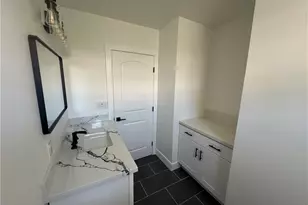 1253 W 65th St, Los Angeles, CA 90044 - Photo 16