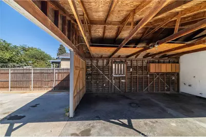 2432 E 112th Place, Los Angeles, CA 90059 - Photo 14