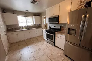 3503 Elcia, Bakersfield, CA 93309 - Photo 18