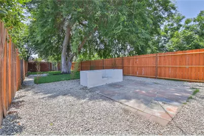 1964 E 114th Street, Los Angeles, CA 90059 - Photo 24