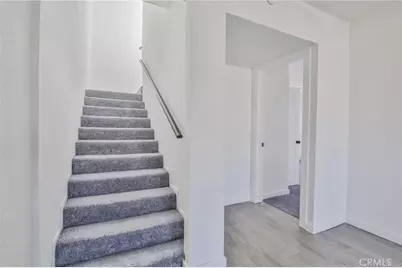 430 W 64th Street, Los Angeles, CA 90003 - Photo 24