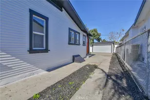 1335 W 68th, Los Angeles, CA 90044 - Photo 26
