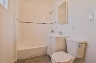 9621 Laurel, Los Angeles, CA 90002 - Photo 30